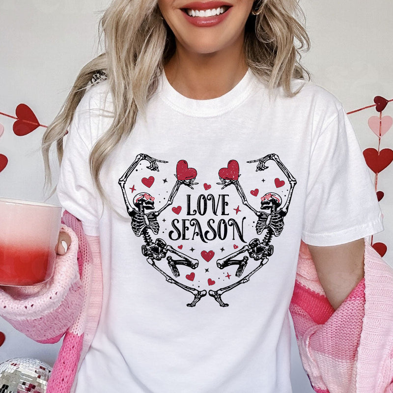GiftyGifts Dancing Skeleton Love Season Valentine T-Shirt
